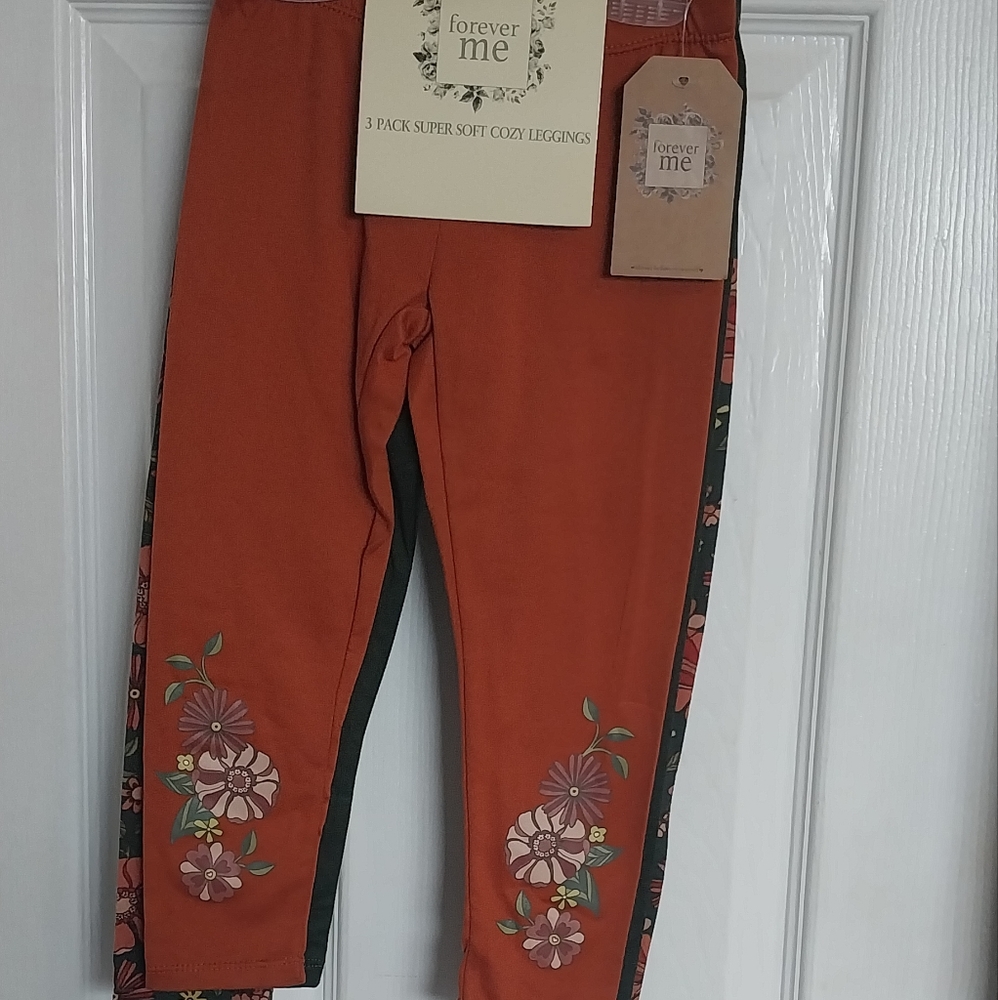 3 pairs of leggings